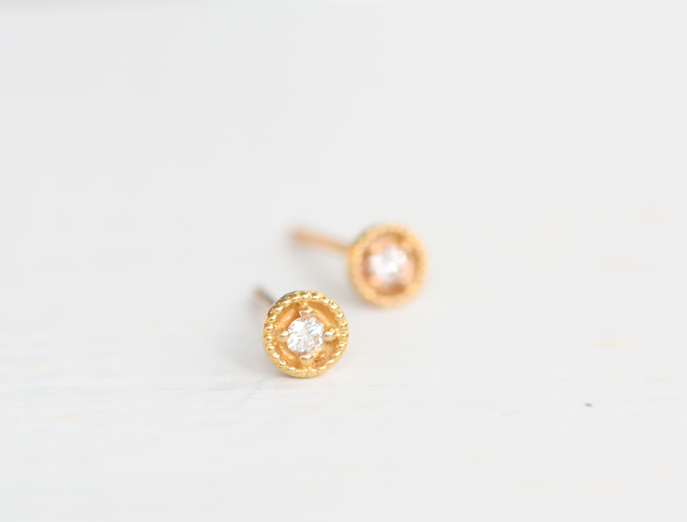 Tiny Dot Diamond Earrings - Yellow Gold