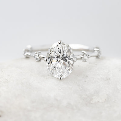 Catalina Oval Cut engagement Ring
