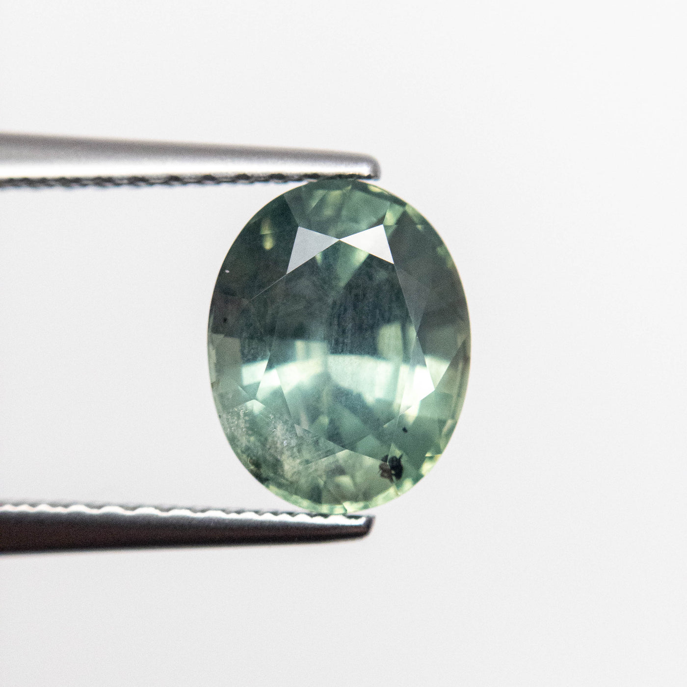 2.16ct 8.22x6.54x4.79mm Oval Brilliant Sapphire 22691-14