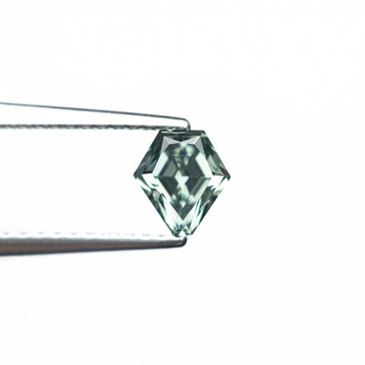 0.82ct 5.65x4.57x3.93mm Shield Brilliant Sapphire 23671-04