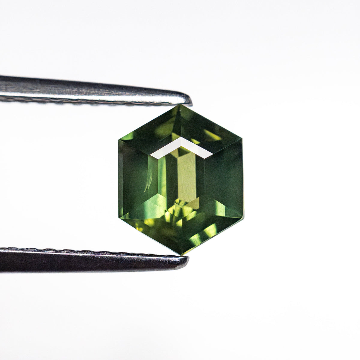 1.15ct 7.17x5.92x3.46mm Hexagon Step Cut Sapphire 25383-01