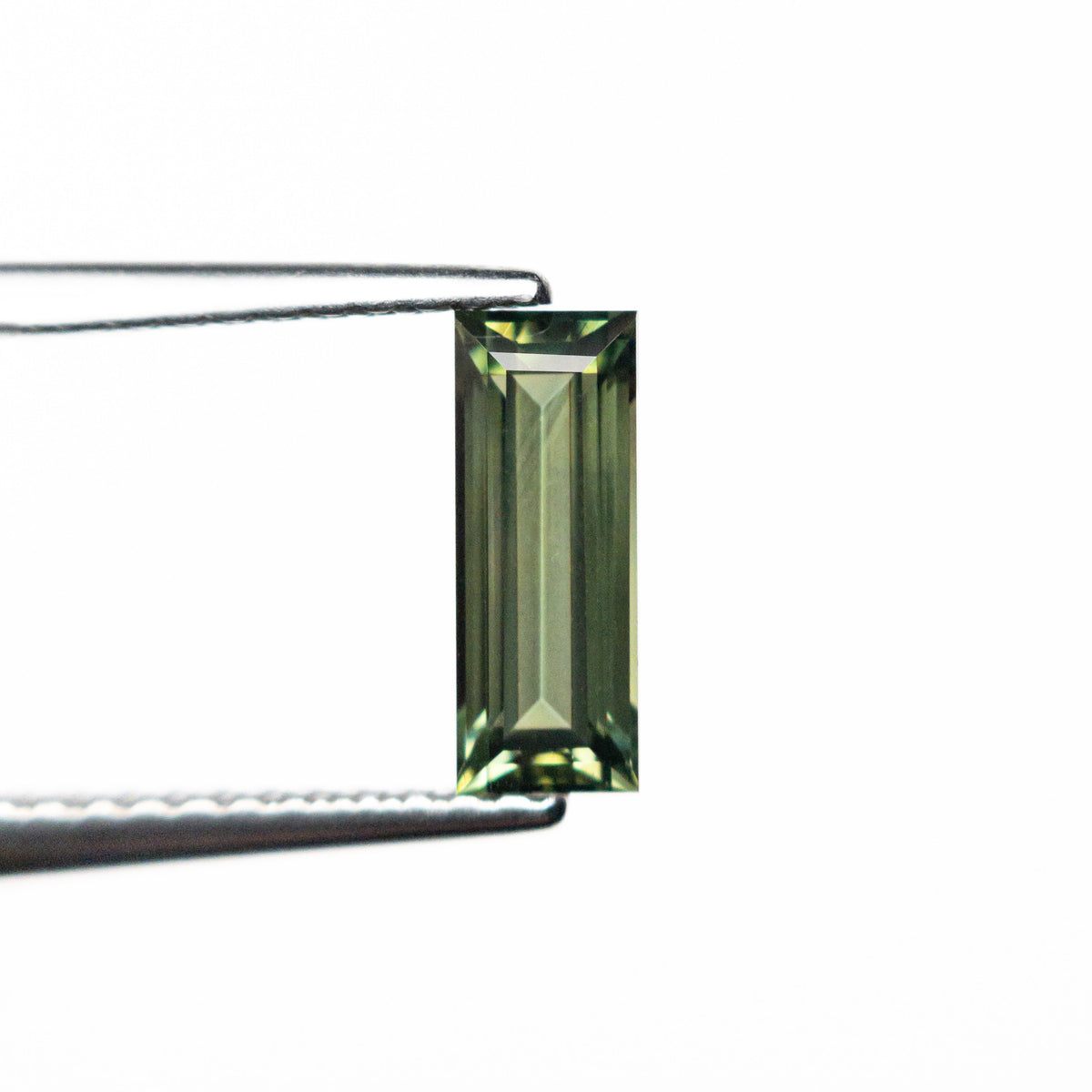 0.85ct 8.45x3.22x2.61mm Rectangle Step Cut Sapphire 25740-03