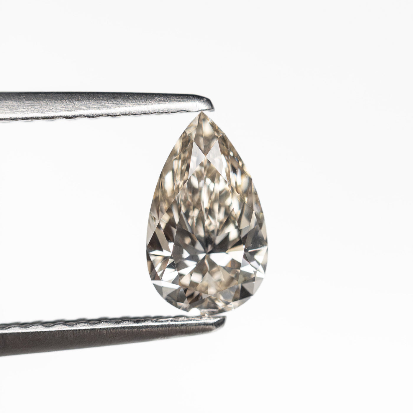 0.70ct 7.94x4.75x3.02mm VVS2 U-V Pear Brilliant 🇨🇦 26121-04