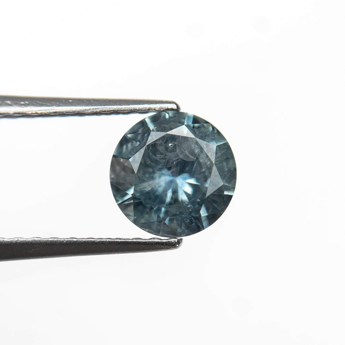 1.04ct 6.04x6.03x3.81mm Round Brilliant Sapphire 26141-27