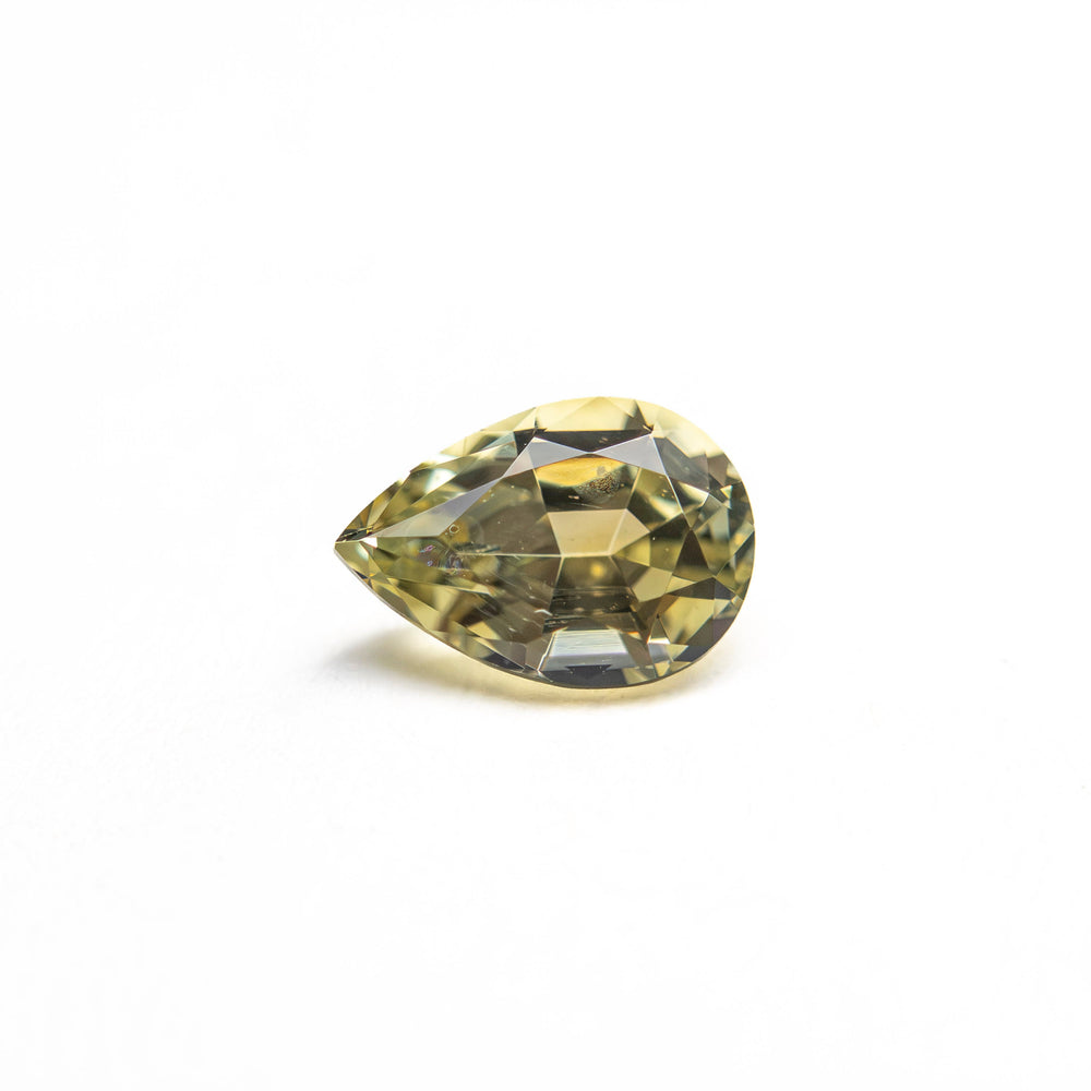 0.67ct 6.41x4.51x3.15mm Pear Brilliant Sapphire 26145-02