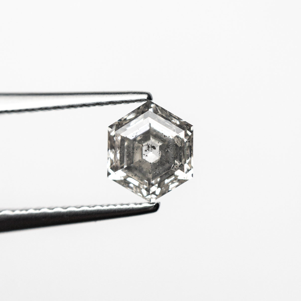 0.88ct 6.46x5.40x3.40mm Hexagon Step Cut 🇨🇦 26902-01