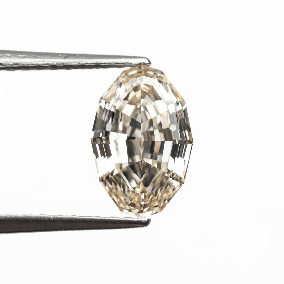 1.31ct 8.88x5.84x3.32mm SI1 U-V Geo Oval Step Cut 🇿🇦 27518-14