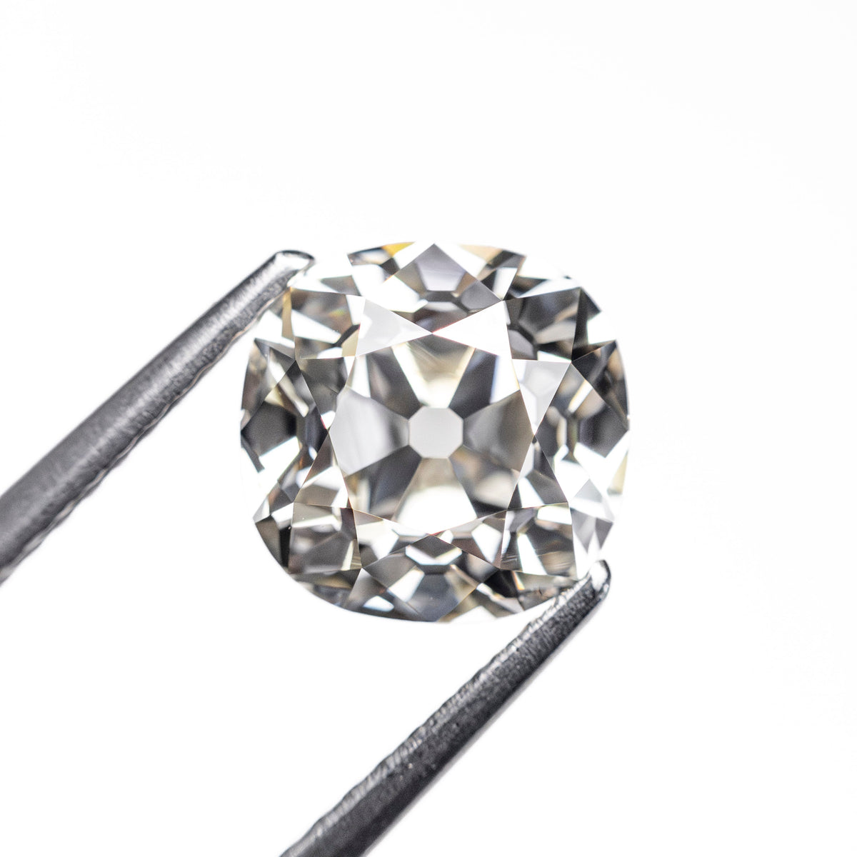 2.05ct 7.65x7.48x4.84mm VVS2 N Modern Antique Old Mine Cut 🇨🇦 27924-01