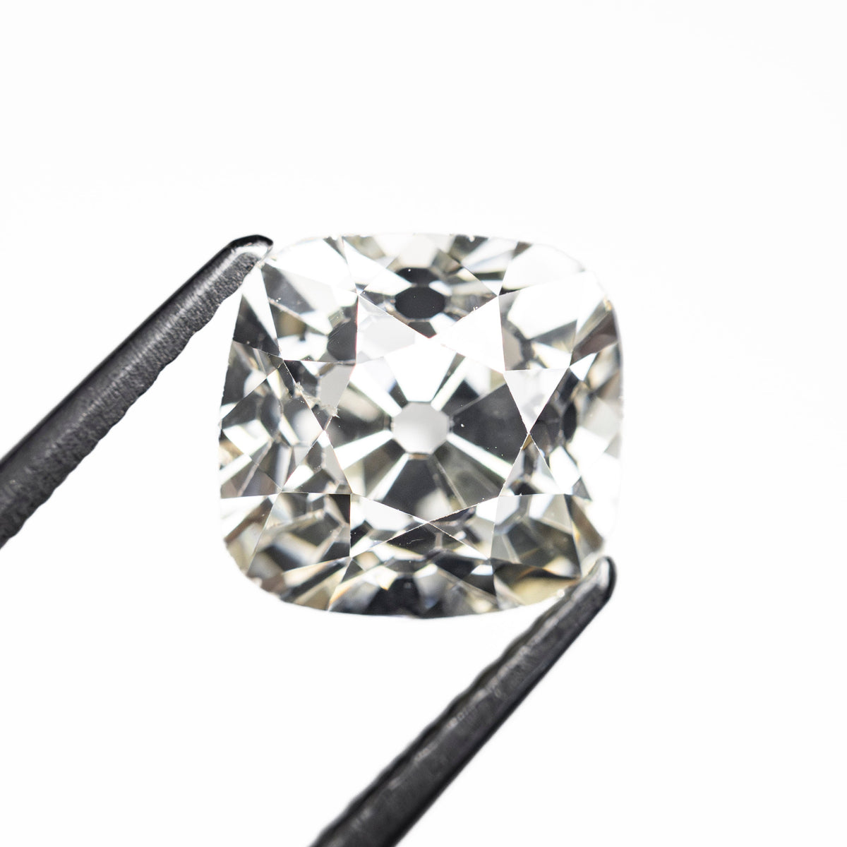 2.64ct 8.16x7.80x5.78mm GIA SI1 M Antique Peruzzi Cut 28035-01