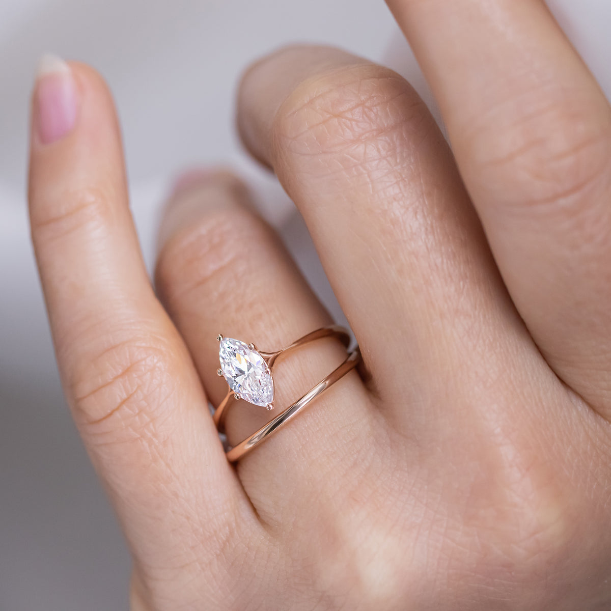 Uma ~ Tapered Ring
