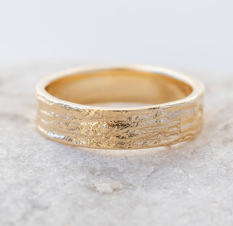 Arnold ~ Bark Textured Band