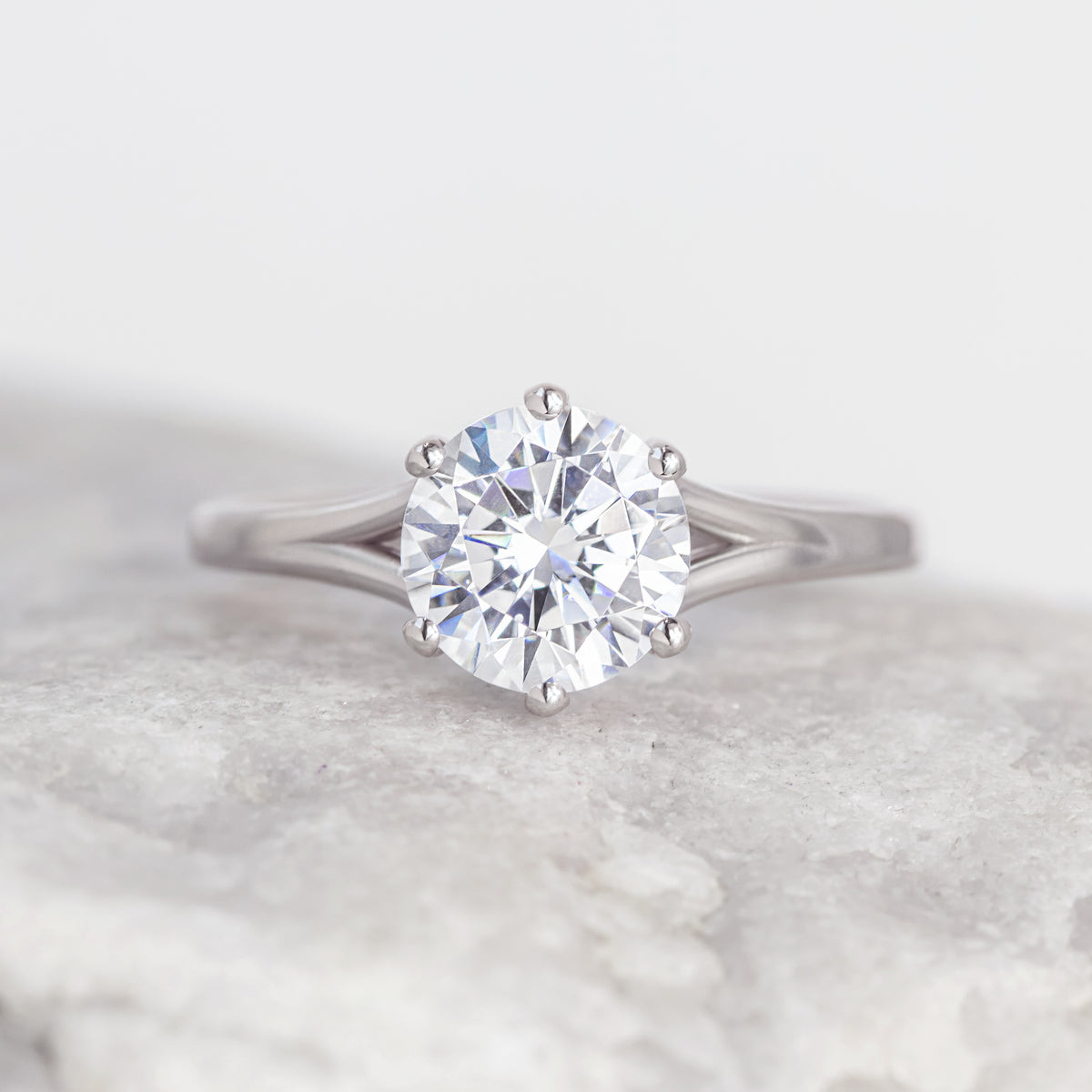 Finn ~ Split Band Ring