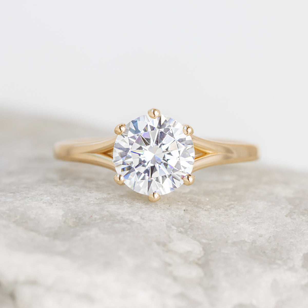 Finn ~ Split Band Ring