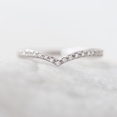 Victory ~ Curve Diamond Ring