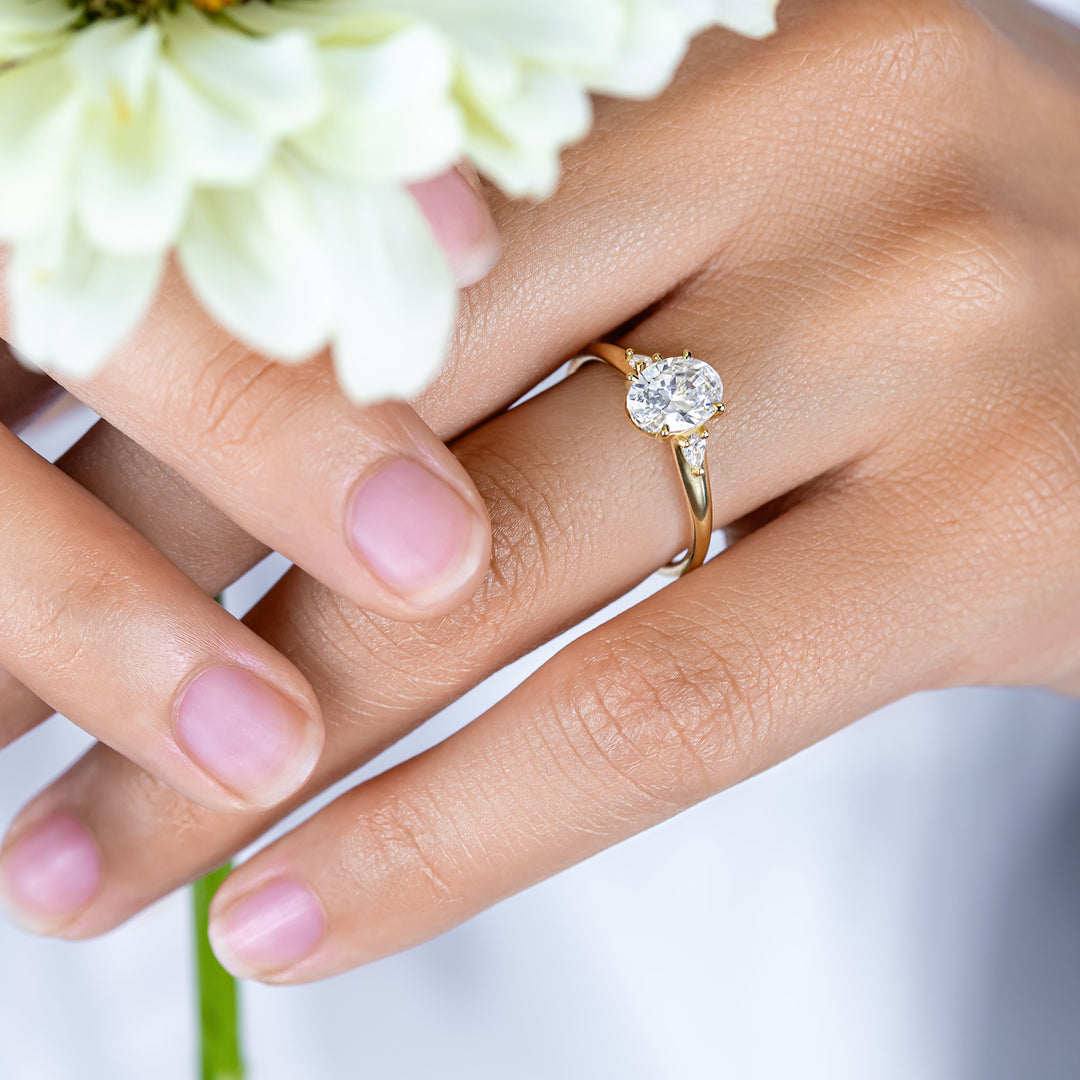 Lulu Three Stone Engagement Ring | Laura Preshong – Laura-Preshong