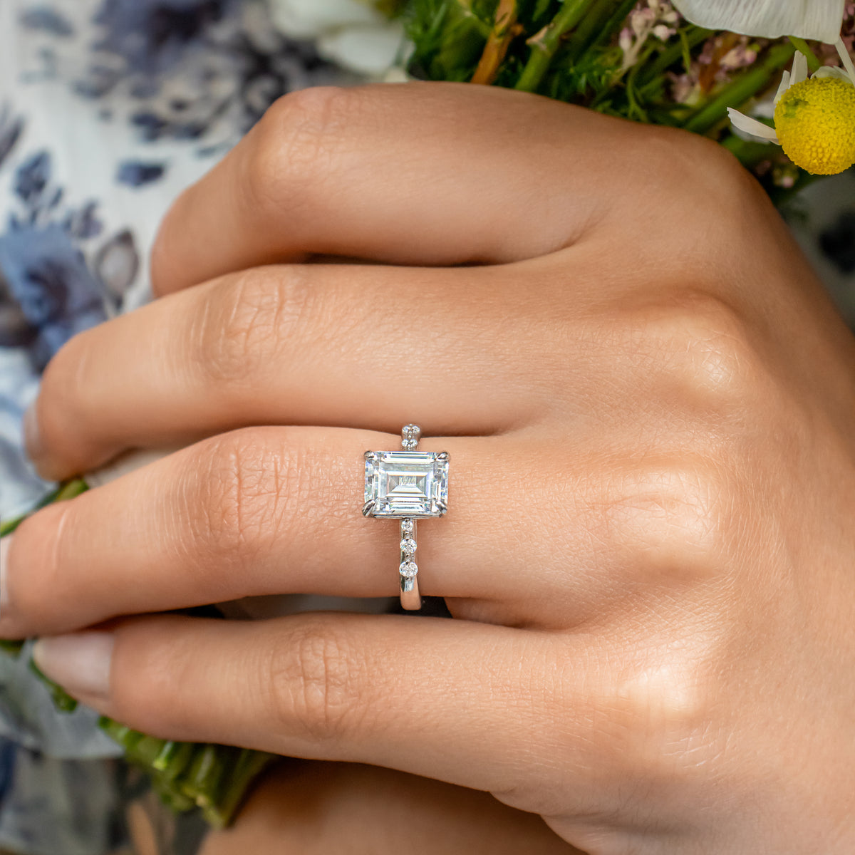 Rae ~ Side Stone Ring
