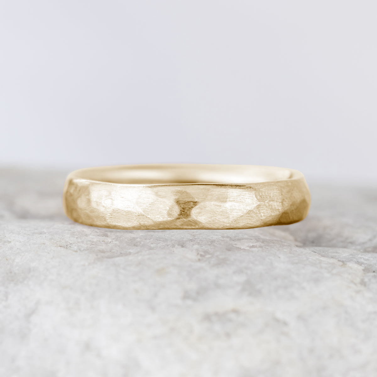 Rocco ~ 4mm Wedding Ring