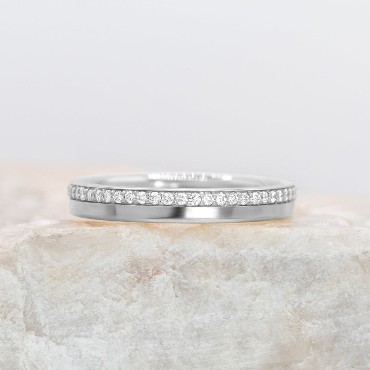 Dakota ~ Diamond Ring