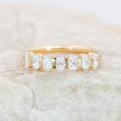 Donna ~ Bar Set Diamond Ring