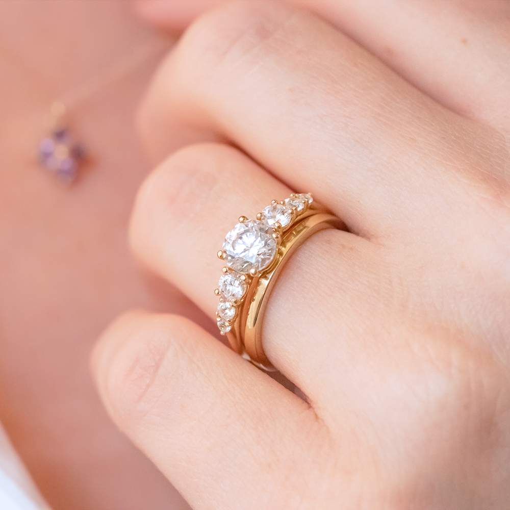 Zoey ~ Side Stone Ring