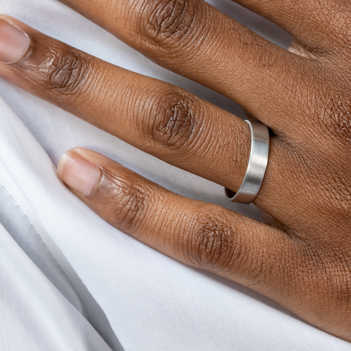 Ted 4mm ~ Wedding Ring