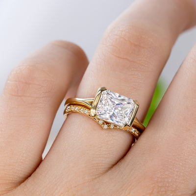 Victory ~ Curve Diamond Ring