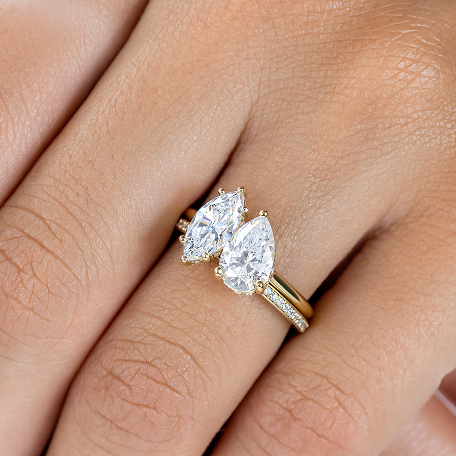 Toi et moi engagement ring discount