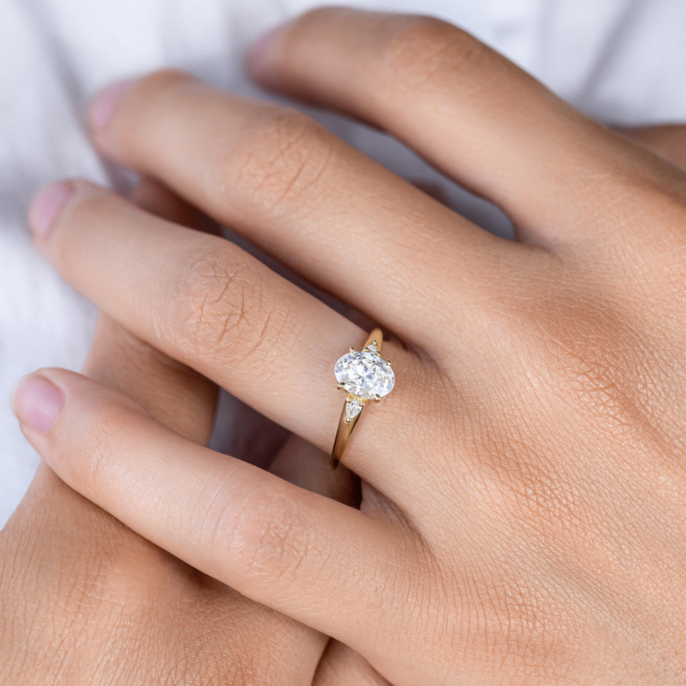 Lulu ~ Oval Cut Ring