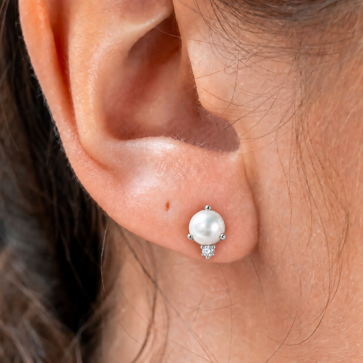 Mila Pearl and Diamond Earrings - White Gold