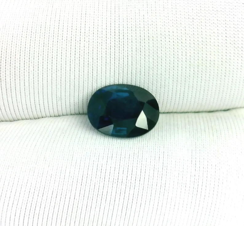 OVAL 1.53ct NATURAL BLUE SAPPHIRE - AUSTRALIA EA717AD46