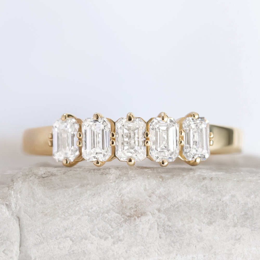 Sloane ~ Diamond Ring