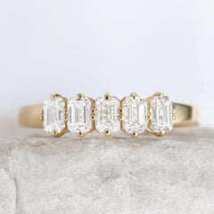 Sloane ~ Diamond Ring