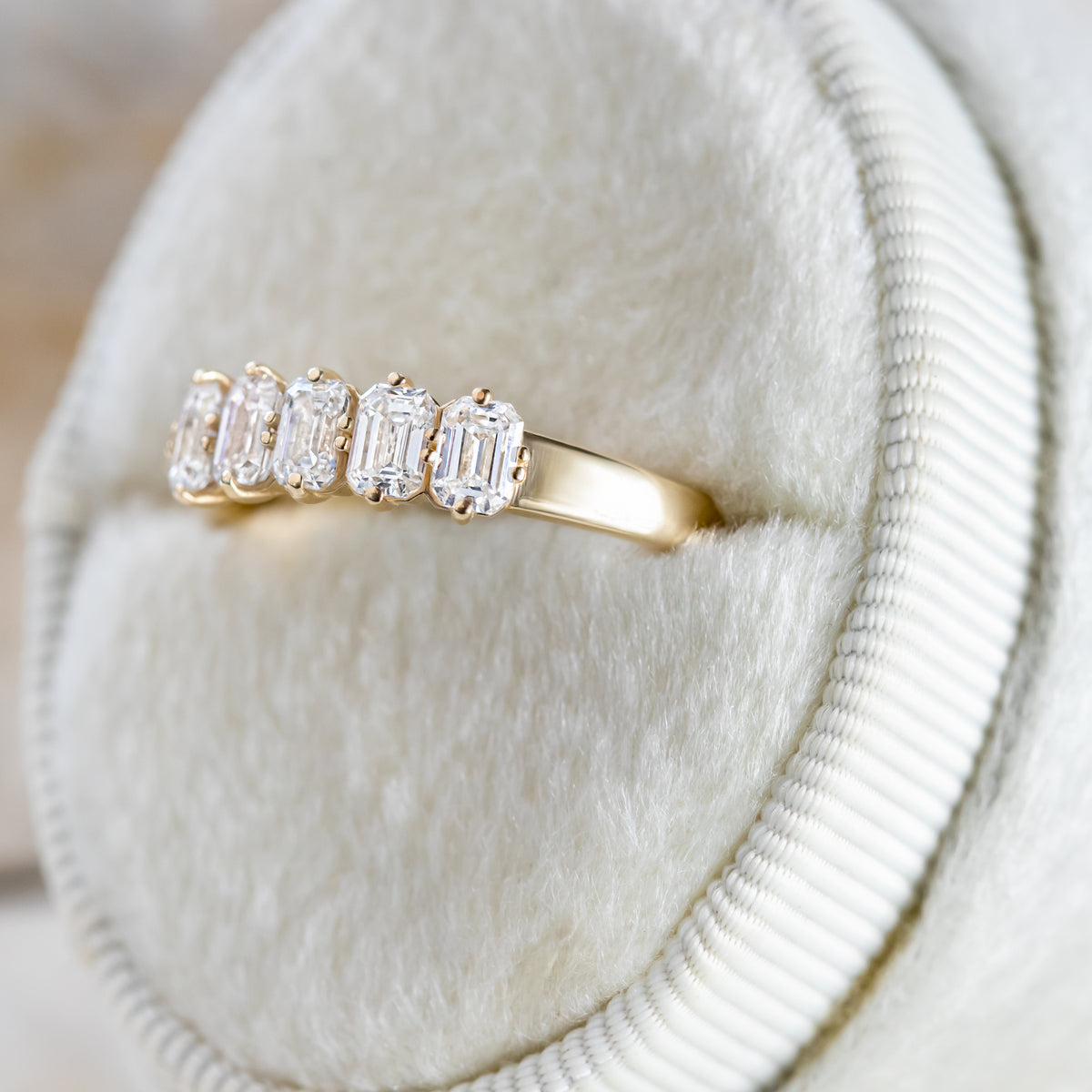 Sloane ~ Diamond Ring