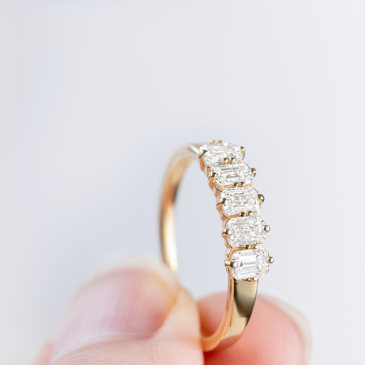 Sloane ~ Diamond Ring