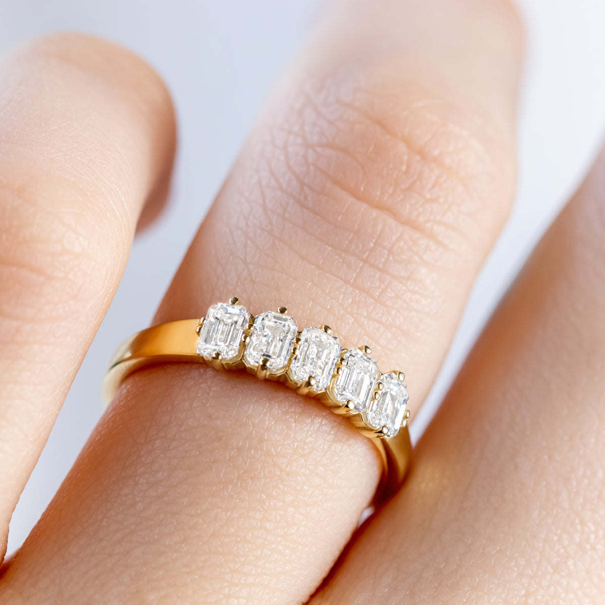 Sloane ~ Diamond Ring