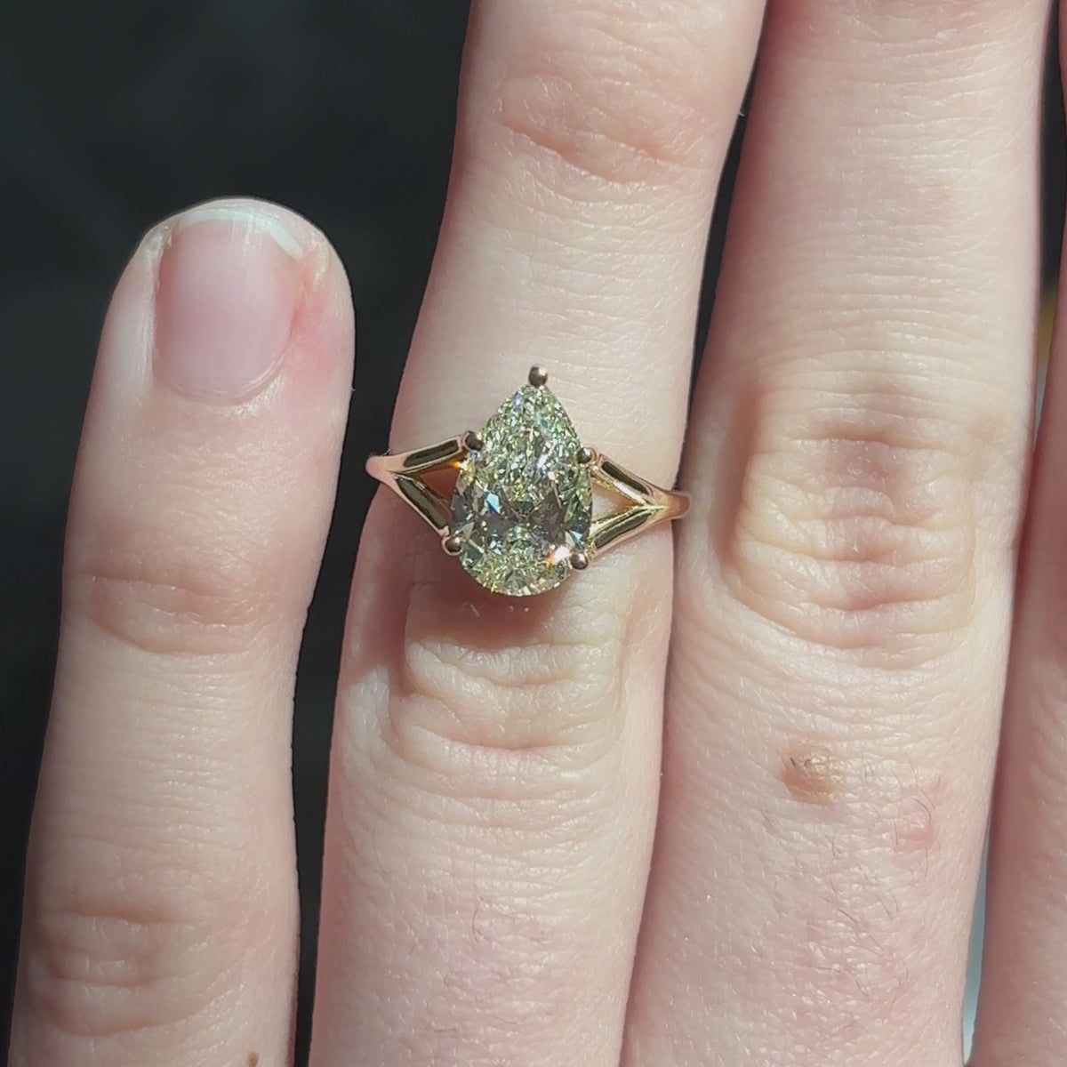 Finn ~ Pear Split Band Ring