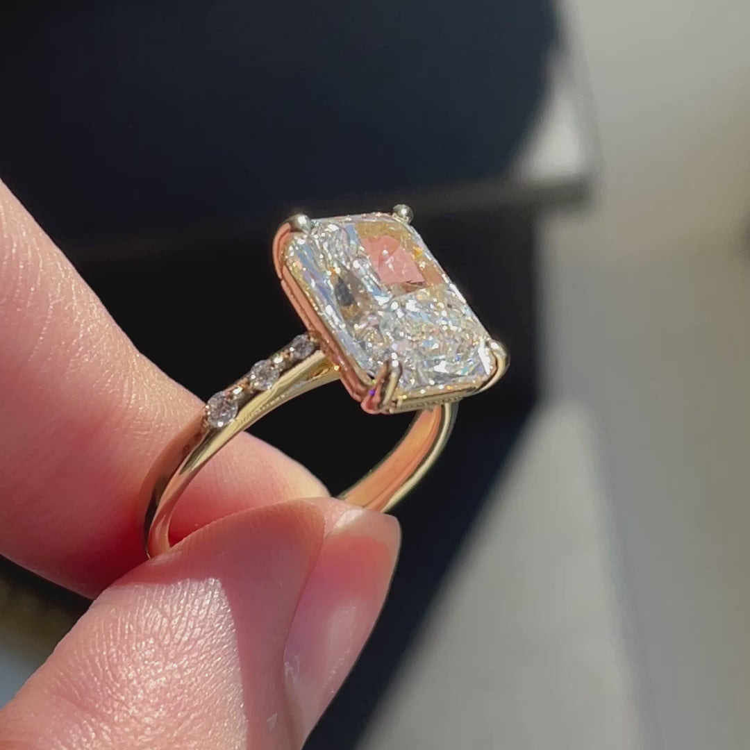 Rae ~ Side Stone Ring