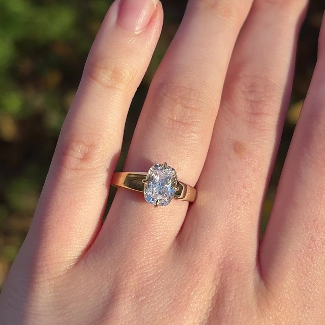 Billie ~ Engagement Ring