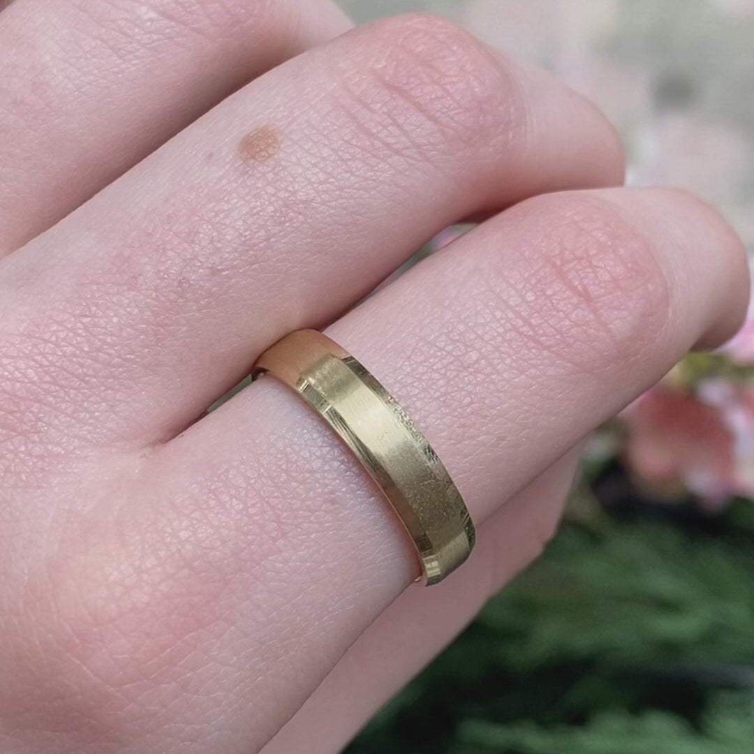 Theo 5mm ~ Beveled Edge Wedding Ring