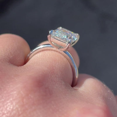 Skye ~ Engagement Ring