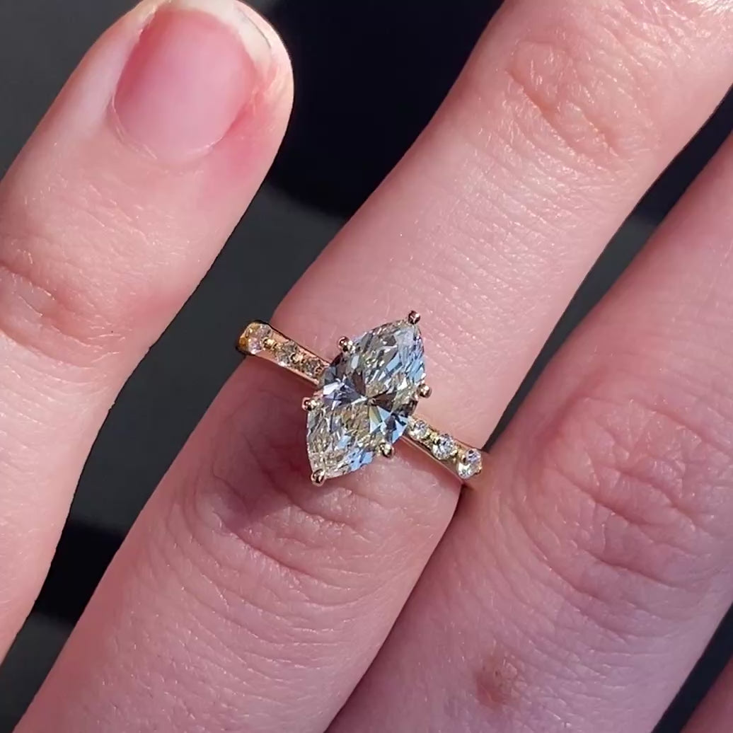 Rae ~ Side Stone Ring