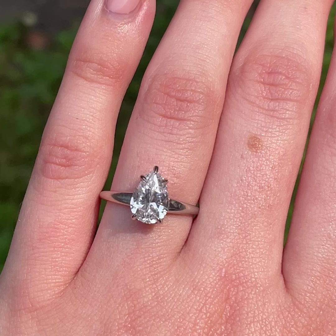 London ~ Hidden Halo Ring