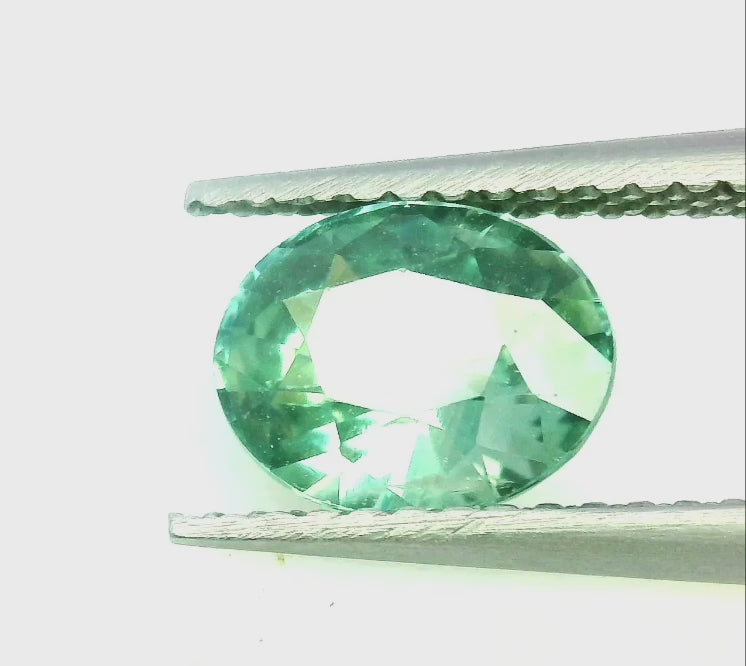 OVAL 1.66ct NATURAL GREEN SAPPHIRE - MADAGASCAR 1BC531F50