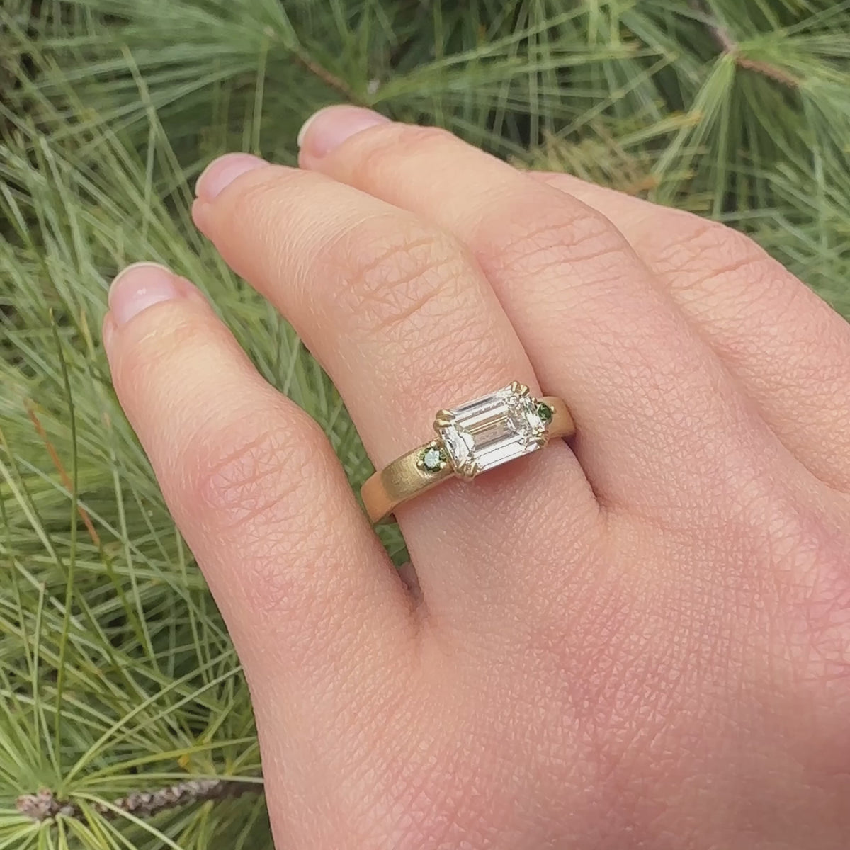 Custom Wide Band Engagement