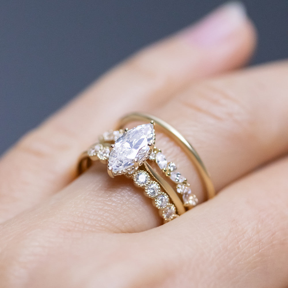 Uma Petite ~ Tapered Ring