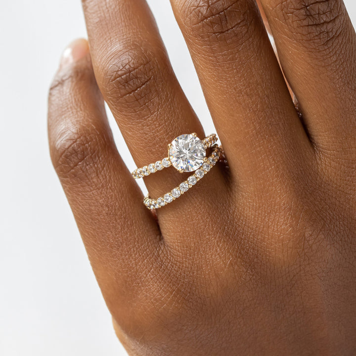 Avril Diamond Side Stone Ring | Laura Preshong – Laura-Preshong