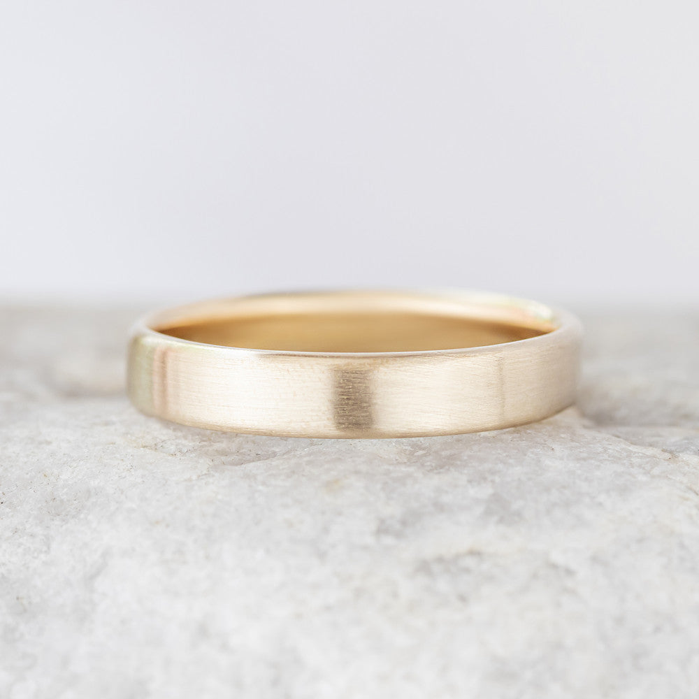 Ted 4mm ~ Wedding Ring
