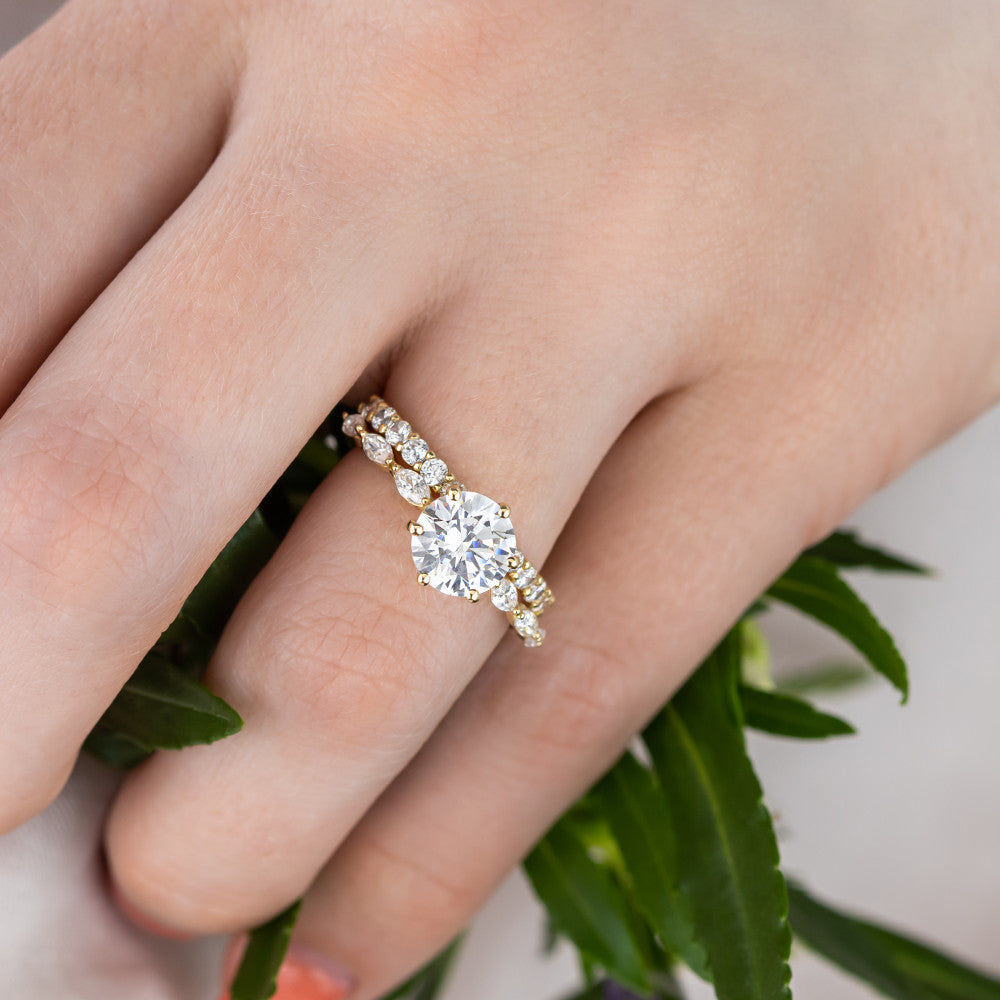 Avalon ~ Diamond Ring
